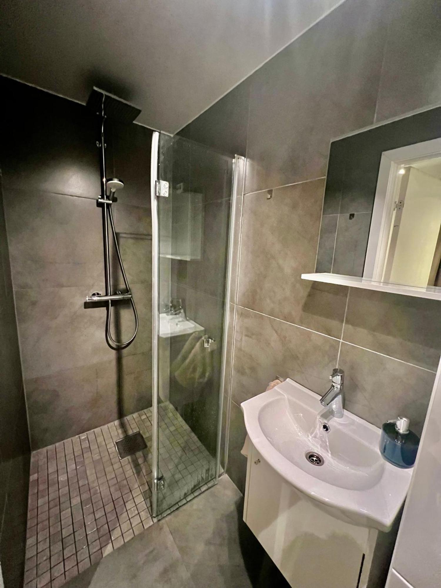 Lyngen - Tag Apartments Тромсьо Екстериор снимка
